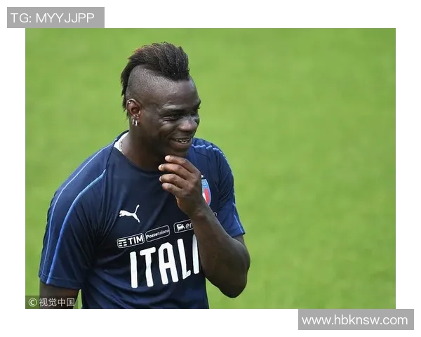 足球明星幽默瞬间引发热议笑岔腹肌的背后故事揭秘 足球明星幽默瞬间引发热议笑岔腹肌的背后故事揭秘